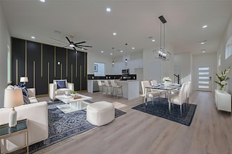 2422 Dalview St, Houston, TX 77091