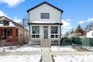 1526 Clinton Ave, Berwyn, IL 60402