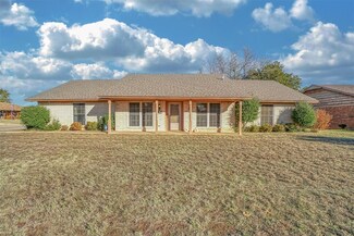 908 Cambridge Dr, Altus, OK 73521