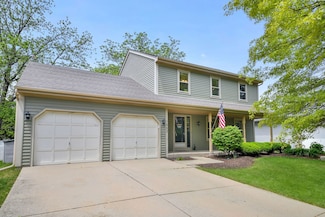1553 Marquette Ave, Naperville, IL 60565