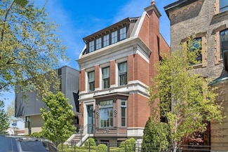 1855 N Hermitage Ave, Chicago, IL 60622
