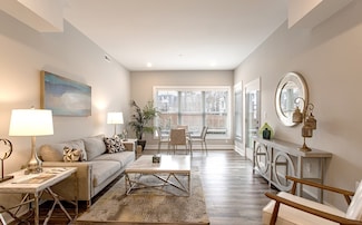 2 Broadway Unit TWO-BED, Lynnfield, MA 01940