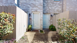 2984 Holly Hall St Unit 2984, Houston, TX 77054