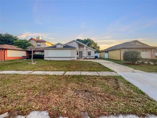 186 Pinewood Cir, Kissimmee, FL 34743