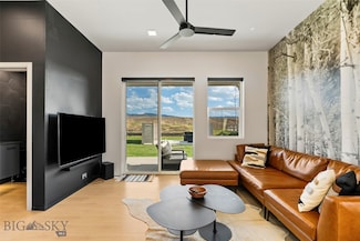 1952 Little Cottage Ln, Bozeman, MT 59715