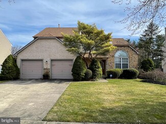 8 Bridle Ln, Sewell, NJ 08080