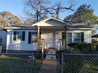 1410 College St, Pineville, LA 71360