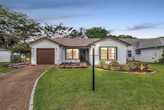 19920 Tivoli Ct, Boca Raton, FL 33434