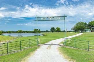 3159 Fm 1563, Wolfe City, TX 75496