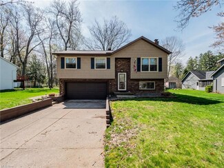 27943 N Park Dr, North Olmsted, OH 44070