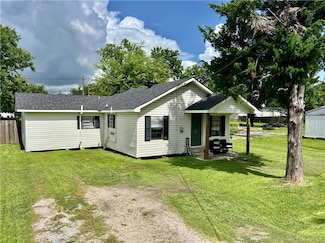 207 Doiron St, Sulphur, LA 70663