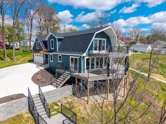 100 Lane 270a Crooked Lake, Angola, IN 46703