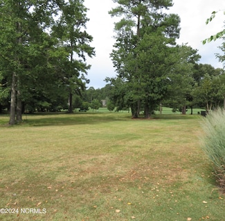 142 Pilot House Dr, Wallace, NC 28466