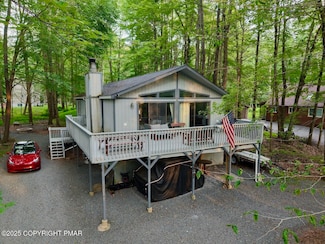 134 Beech Ln, Pocono Lake, PA 18347