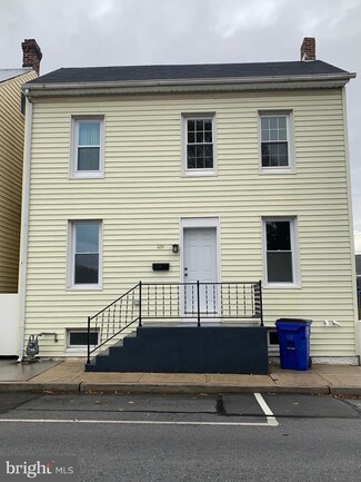 229 Norway Ave, Hagerstown, MD 21740