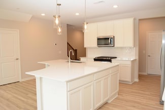9526 4th St N, Lake Elmo, MN 55042