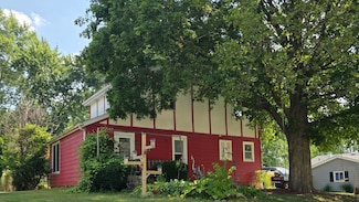 302 Dee Rd, North Aurora, IL 60542