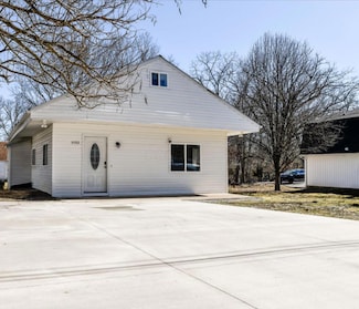 5592 Bellview Dr, Grove City, OH 43123