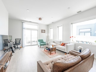 14 Ward St Unit 402, Somerville, MA 02143