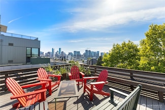 705 E Republican St Unit 207, Seattle, WA 98102