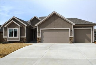 9416 N Liberty St, Kansas City, MO 64155