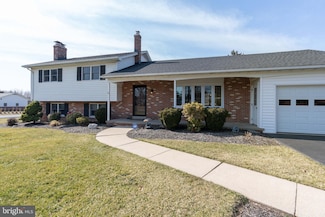 8000 Sunnybrook Ct, Frederick, MD 21702