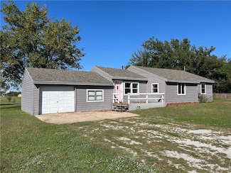 600 N East St, Caney, KS 67333