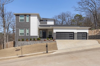 2352 N Windswept Ln, Fayetteville, AR 72703