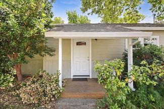 8970 Phoenix Ave, Fair Oaks, CA 95628