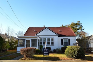 36 N Frontenac Ave, Margate City, NJ 08402