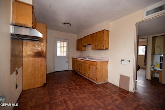 3008 Findley Ave, El Paso, TX 79905