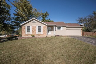 2 Whispering Ridge Ct, Saint Peters, MO 63376