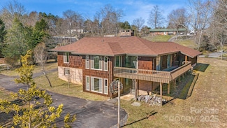 109 Orchid Heights Dr, Pisgah Forest, NC 28768
