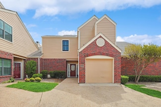 219 Cimarron Trail Unit 3, Irving, TX 75063
