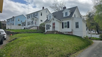 158 Circuit Ave, Waterbury, CT 06708