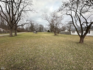 805 W 3rd St, Alexandria, IN 46001
