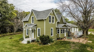 2566 Yellowwood Rd, Kimballton, IA 51543