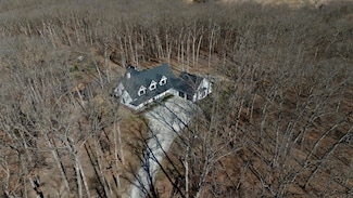 285 W Crofton Hall Rd, Sturgeon, MO 65284