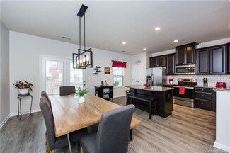 4039 Zilker Park Dr, Charlotte, NC 28217