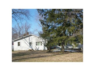 2521 30th St NE, Canton, OH 44705