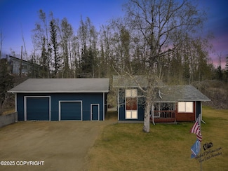 2940 N Garnet Ln, Wasilla, AK 99654