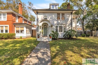 622 E 48th St, Savannah, GA 31405