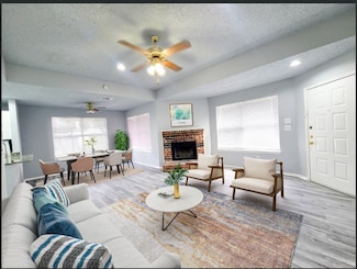 302 W Warrior Trail, Grand Prairie, TX 75052