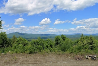 33 Winterberry Rd, Plymouth, NH 03264