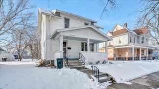 1112 W 7th St, Waterloo, IA 50702