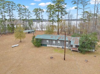 428 Viking Cove Rd, Huntington, TX 75949