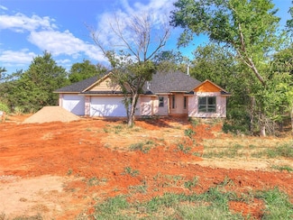 9070 Oak Tree Cir, Edmond, OK 73025