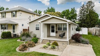807 18th St, Vienna, WV 26105