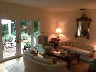 550 Vittorio Ave, Coral Gables, FL 33146