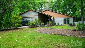 7357 Elwood Dr, Charlotte, NC 28227